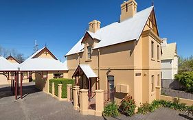 Porters Cottage Classic